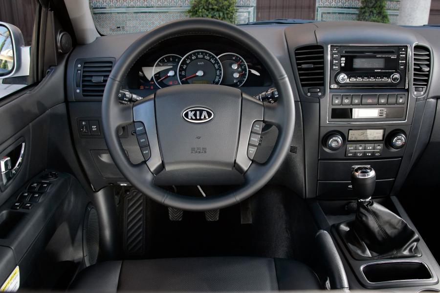  Kia Sorento 2006 года  (фото 32 из 57)